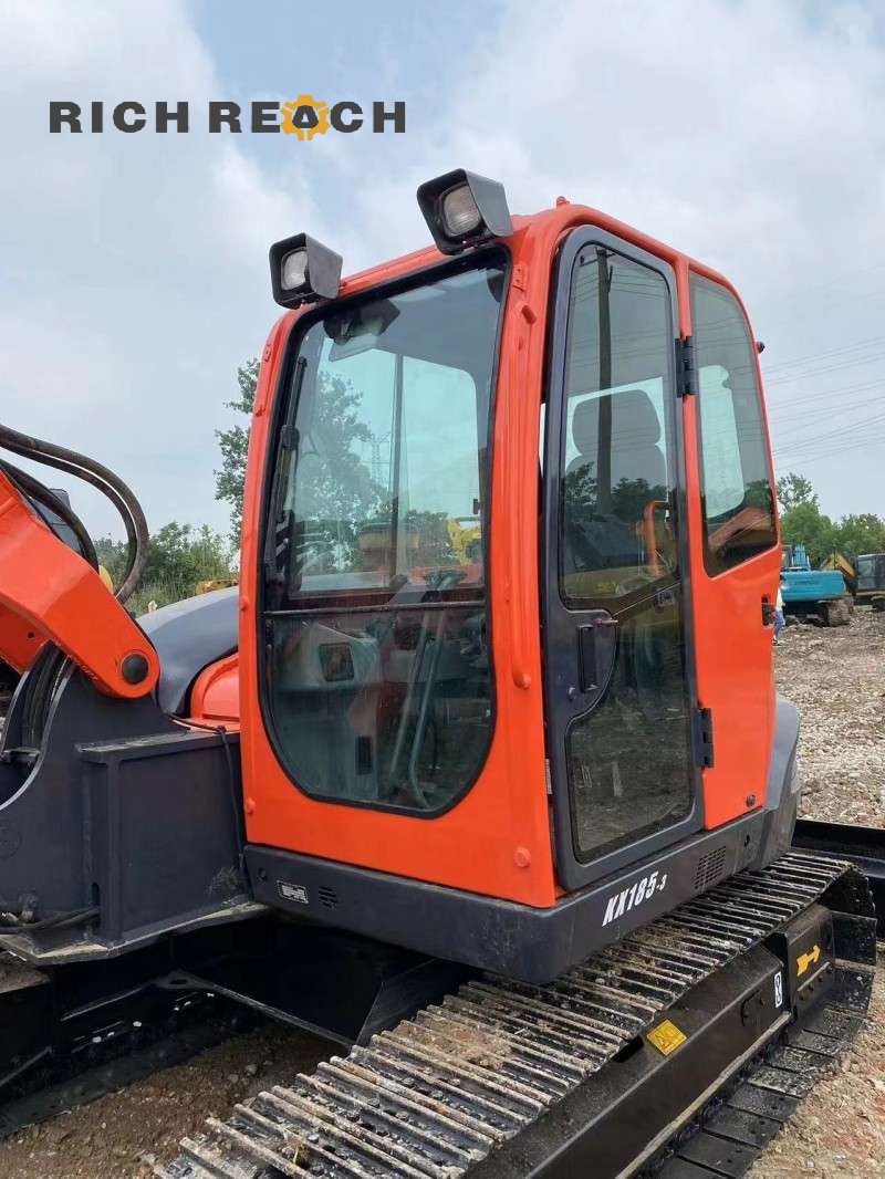 Bucket cylinder and pins on 2025 Kubota KX185-3 used excavator for sale, Richreach $16,667